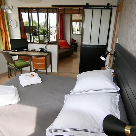 Bibou's Paris Bed & Breakfast *