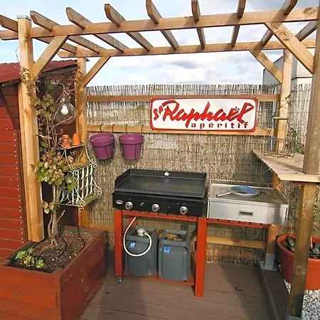 Bibou's Paris Bed & Breakfast 3*