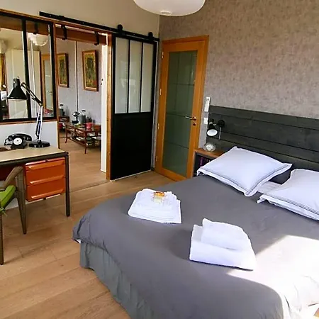 Bibou's Paris Bed & Breakfast 3*