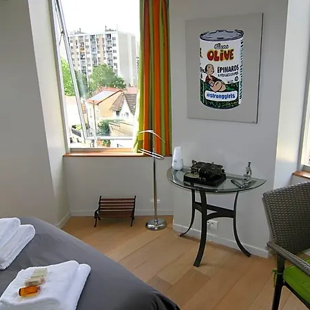 Bibou's Paris Bed & Breakfast