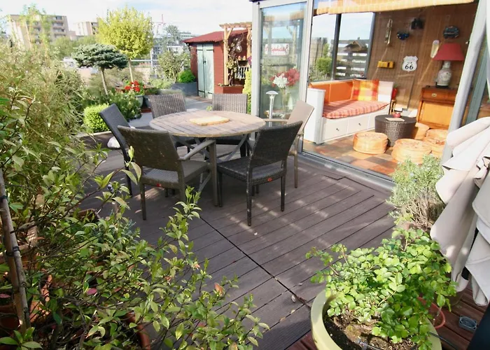Bibou's Paris Bed & Breakfast Les Lilas